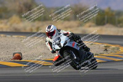 media/Dec-17-2022-SoCal Trackdays (Sat) [[224abd9271]]/Turn 7 Set 1 (1125am)/